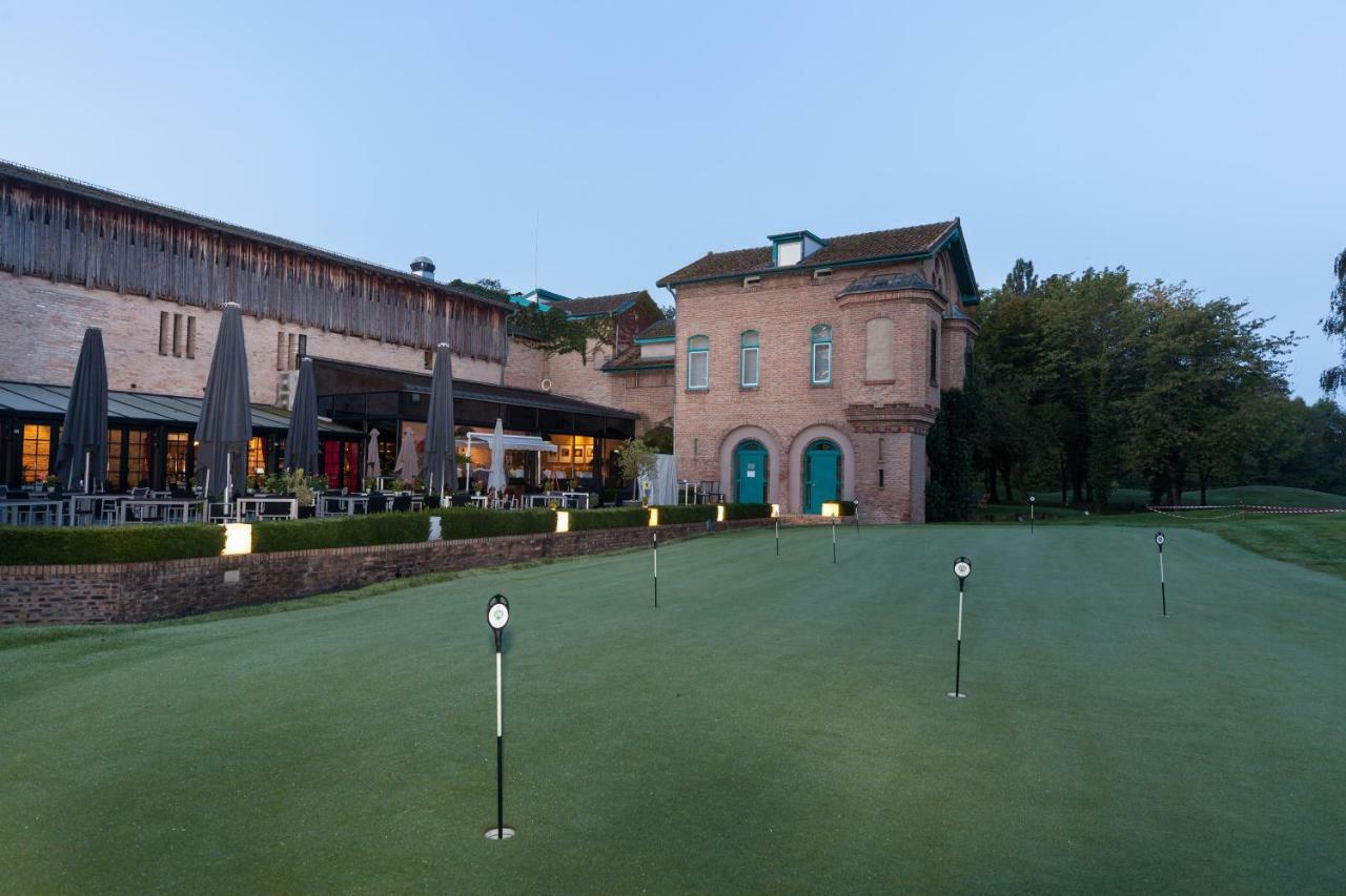 Le Kempferhof Golf Et Chateau-Hotel Plobsheim Exteriör bild